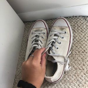 White low top converse